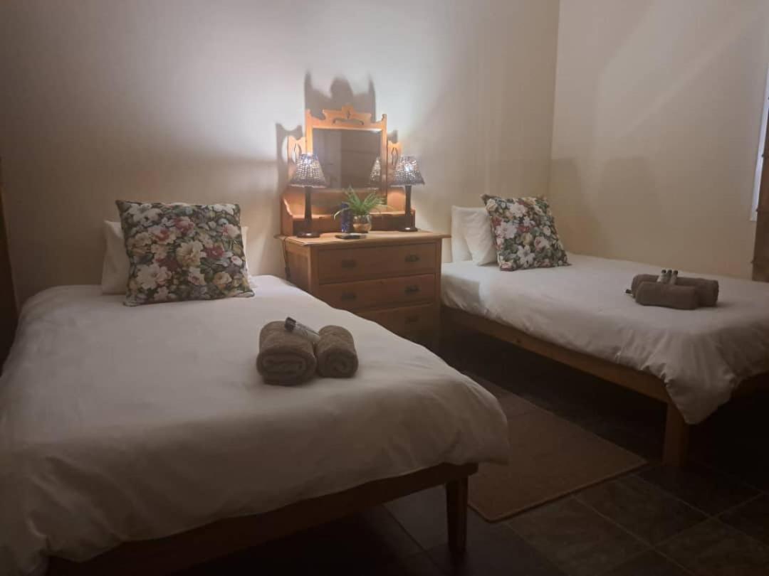 Koha Guesthouse Mariental Buitenkant foto