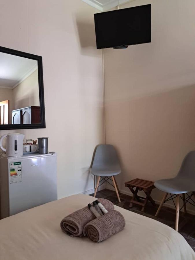 Koha Guesthouse Mariental Buitenkant foto